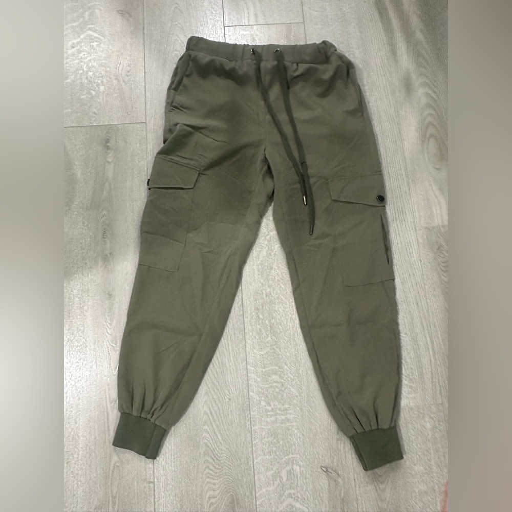 Zara Olive Green Cargo Pants